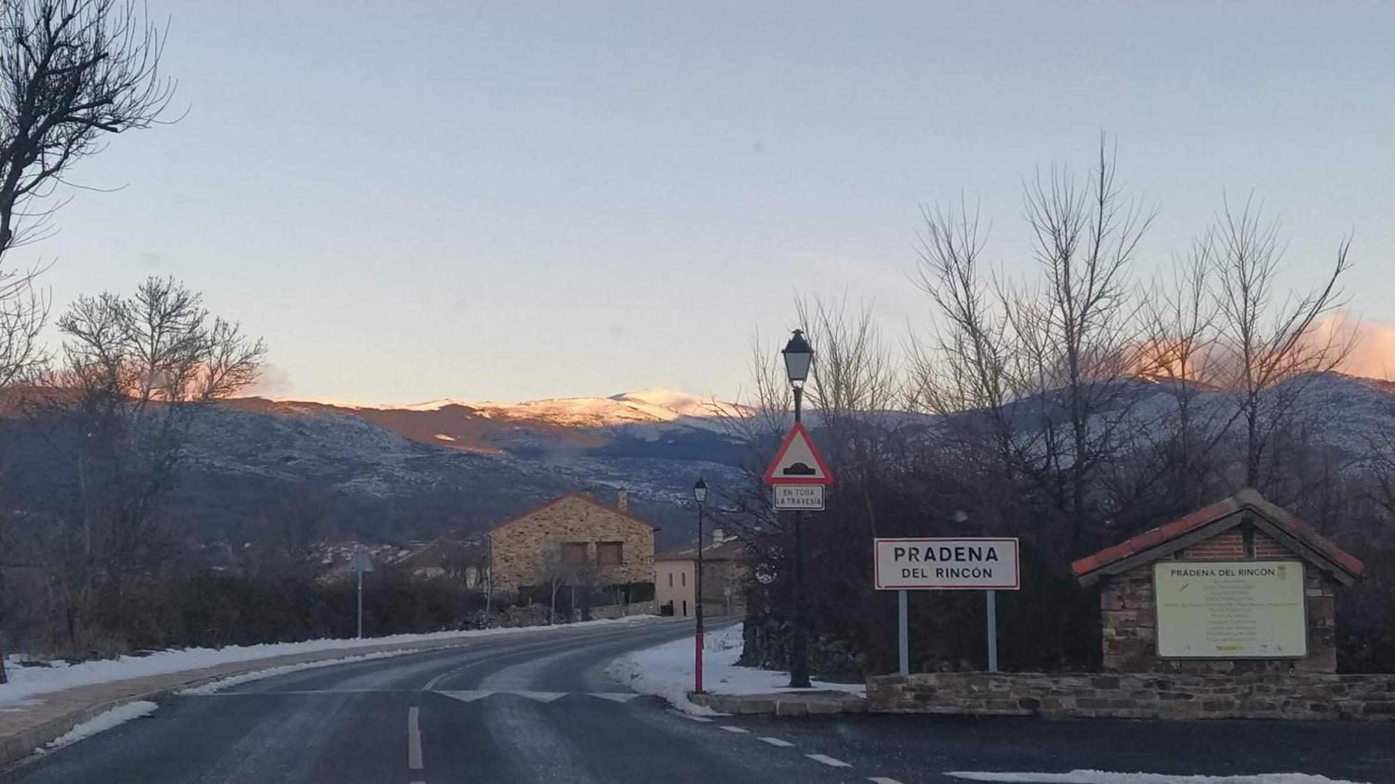 Al Viento, Alojamiento & Turismo Rural Pradena Del Rincon Exterior foto
